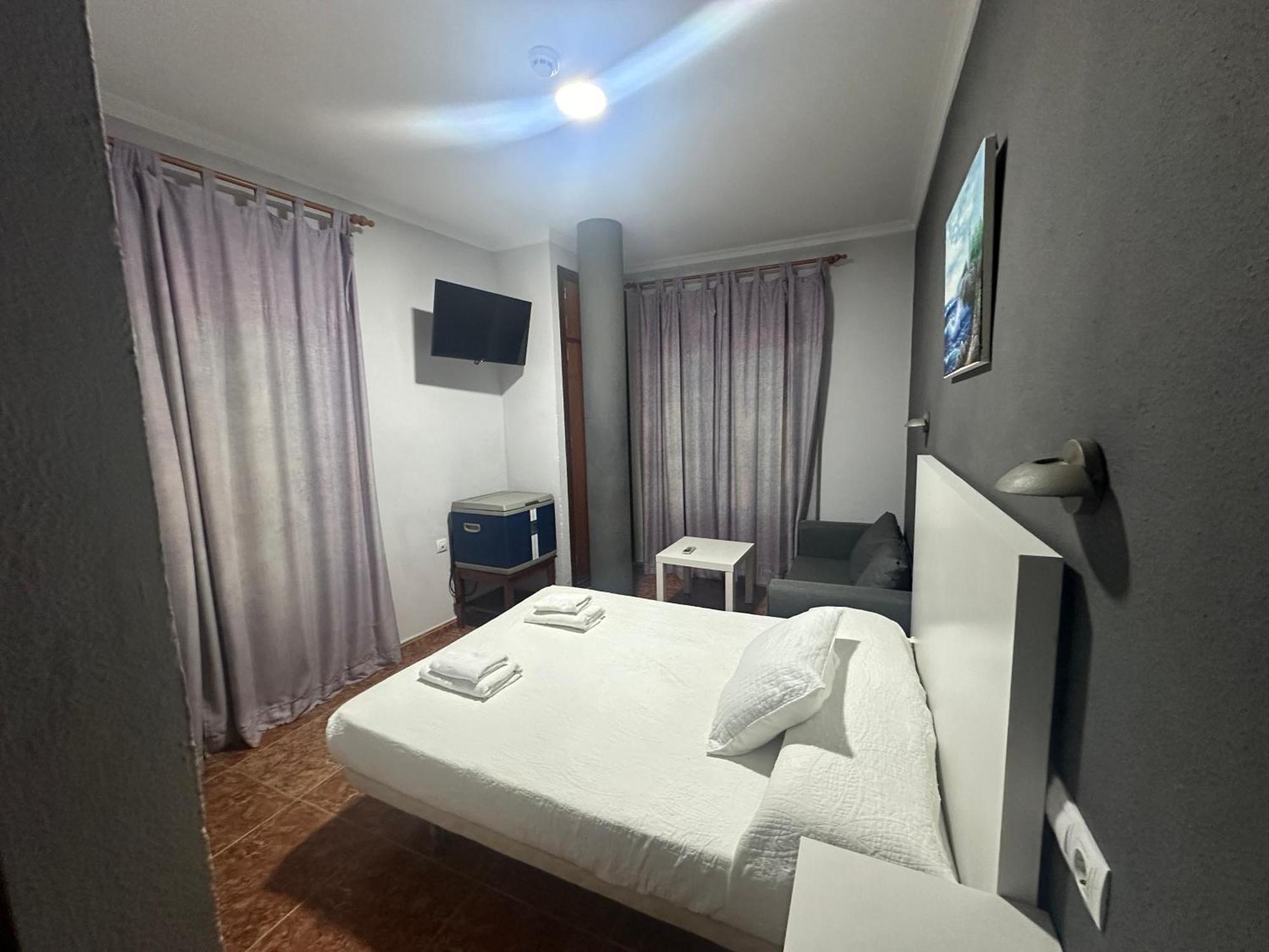 Hostal Tarik Hotel Tarifa Kültér fotó